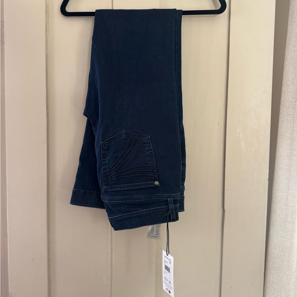 NWT 7 For All Mankind Jeans | Women’s Size 30 | Dark Wash | Premium Stretch